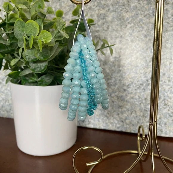 Jolli Molli Brand Of 7 Light Blue Stackable Stretch Bracelets. NWT - Picture 3 of 4